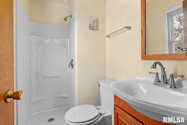 2709 CLIFTON Drive, Springfield, IL 62704