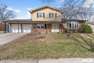2709 CLIFTON Drive, Springfield, IL 62704