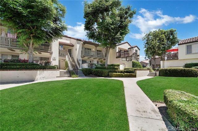 104 S Cross Creek Road M, Orange, CA 92869