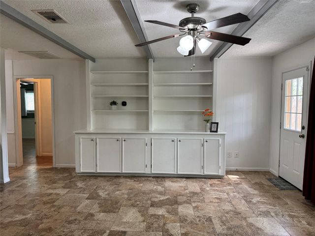 722 Seafoam Road, Houston, TX 77062