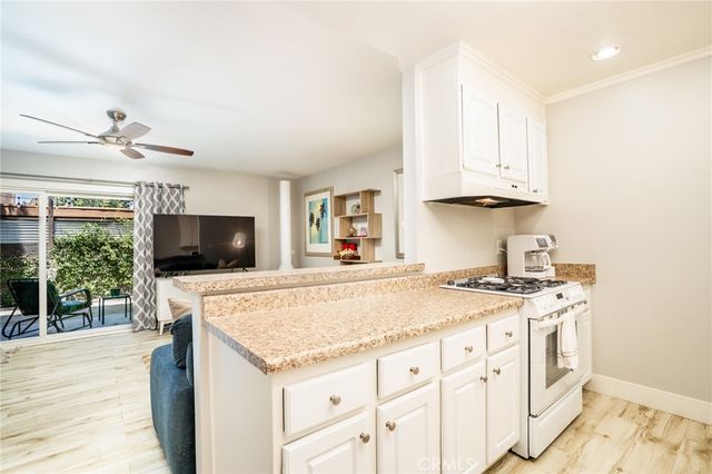 6600 Warner Ave. 41, Huntington Beach, CA 92647