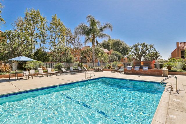 6600 Warner Ave. 41, Huntington Beach, CA 92647