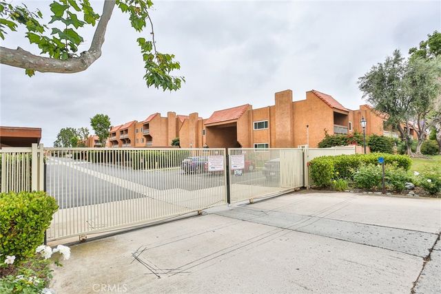 6600 Warner Ave. 41, Huntington Beach, CA 92647