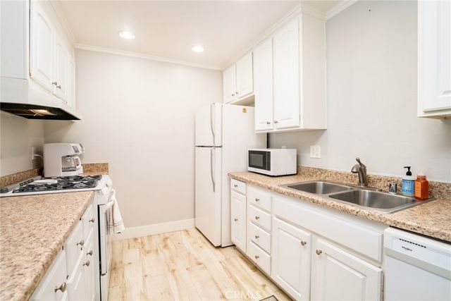 6600 Warner Ave. 41, Huntington Beach, CA 92647