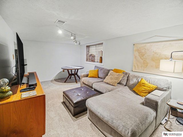 1501 Arapahoe Street, Lincoln, NE 68502