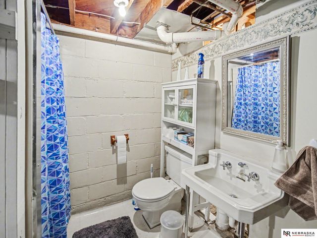 1501 Arapahoe Street, Lincoln, NE 68502