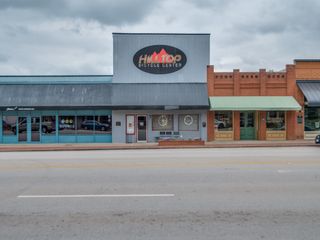 130 N Main Street, Mansfield, TX 76051