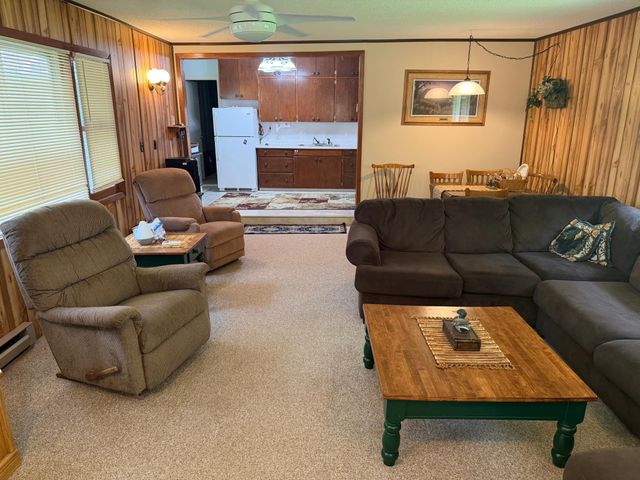 3370 42nd Avenue NW, Baudette, MN 56623