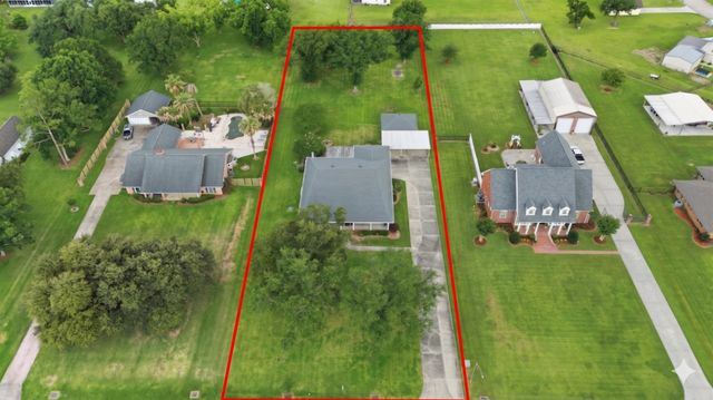 108 Ouiski Bayou Drive, Houma, LA 70360