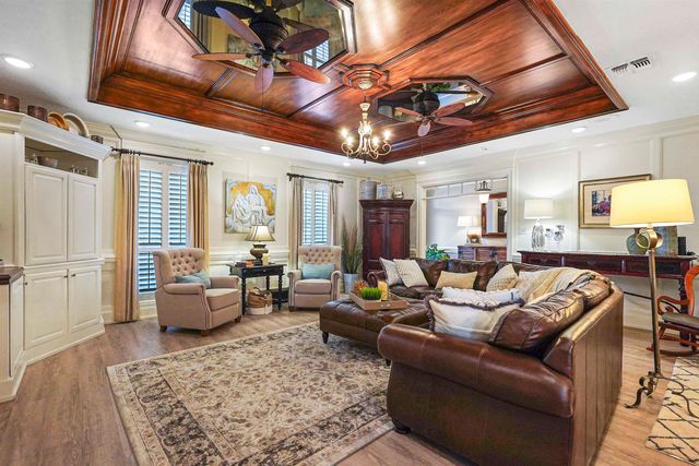 108 Ouiski Bayou Drive, Houma, LA 70360