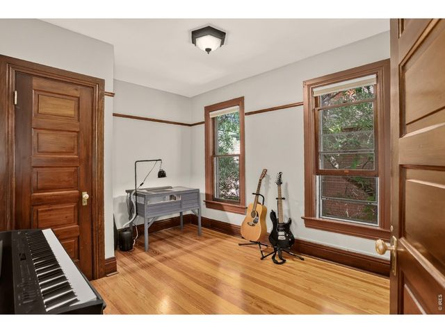 2109 N Gilpin St, Denver, CO 80205