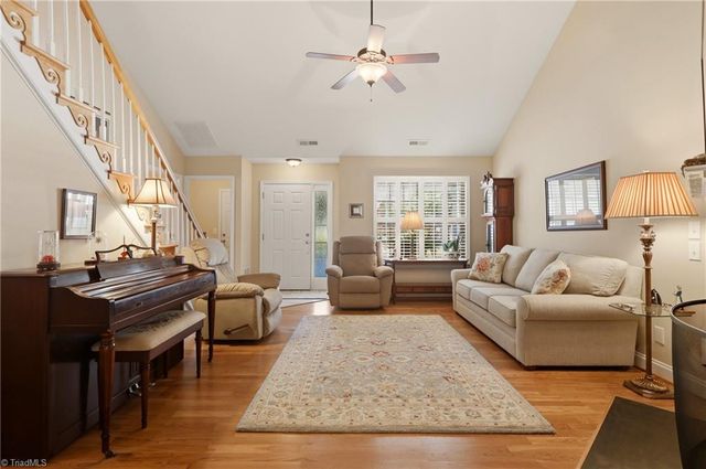 6650 Springfield Village Lane, Clemmons, NC 27012