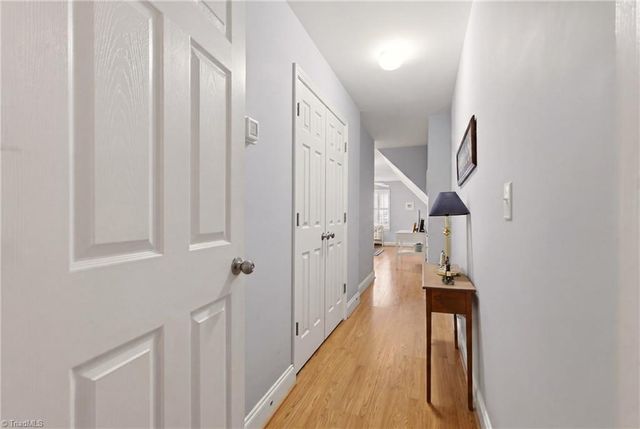 6650 Springfield Village Lane, Clemmons, NC 27012