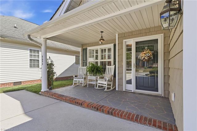 6650 Springfield Village Lane, Clemmons, NC 27012