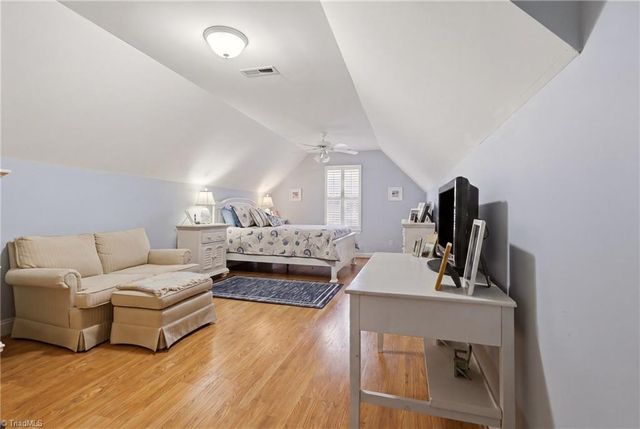 6650 Springfield Village Lane, Clemmons, NC 27012