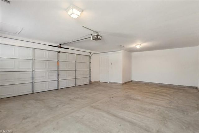 6650 Springfield Village Lane, Clemmons, NC 27012