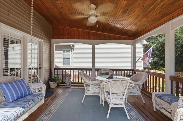 6650 Springfield Village Lane, Clemmons, NC 27012