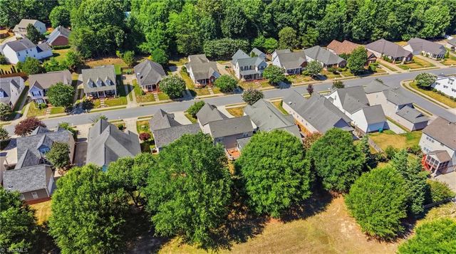 6650 Springfield Village Lane, Clemmons, NC 27012