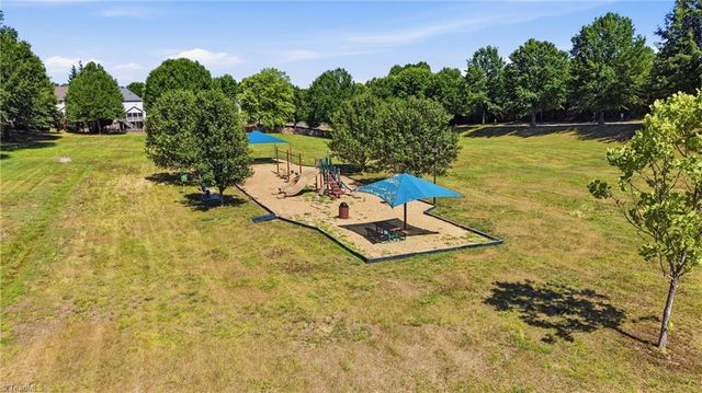 6650 Springfield Village Lane, Clemmons, NC 27012