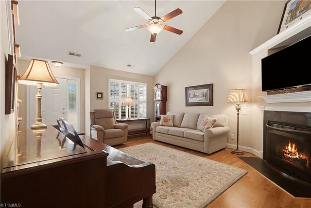 6650 Springfield Village Lane, Clemmons, NC 27012