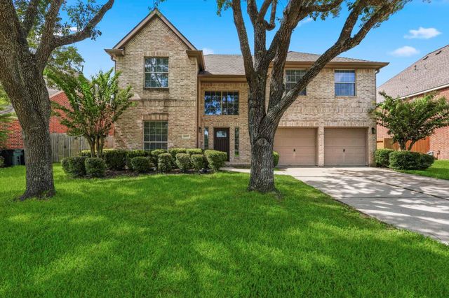 3007 Eagle Lake Drive, Pearland, TX 77581