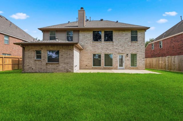 3007 Eagle Lake Drive, Pearland, TX 77581