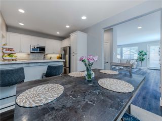 19451 Opal Lane, Saugus, CA 91350