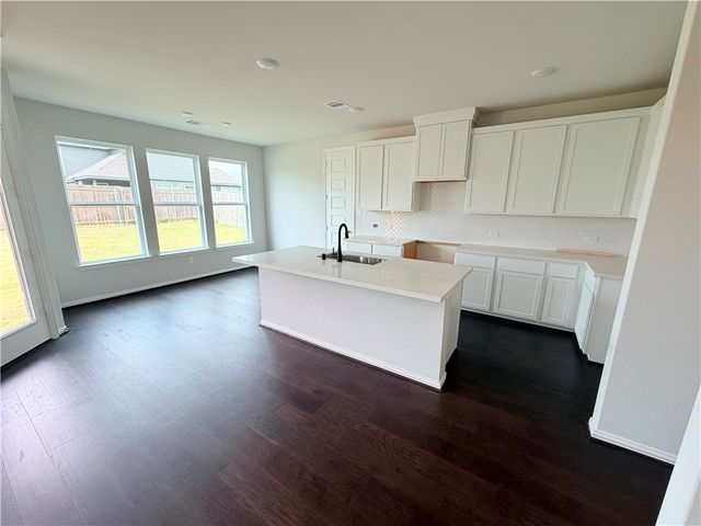 6301 Promenade Drive, College Station, TX 77845