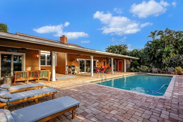 3271 SE Court Drive, Stuart, FL 34997