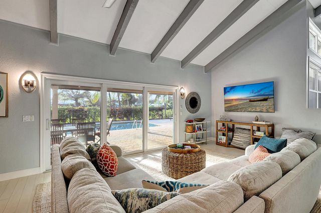 3271 SE Court Drive, Stuart, FL 34997