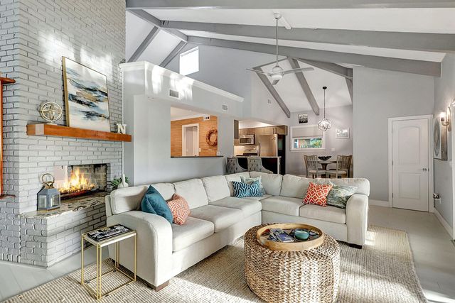 3271 SE Court Drive, Stuart, FL 34997