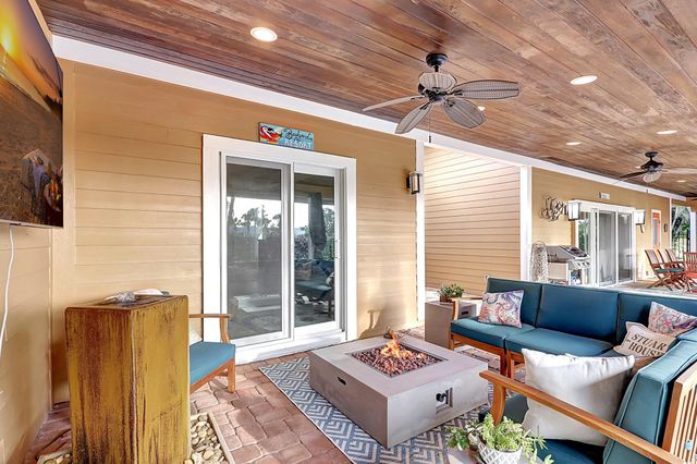 3271 SE Court Drive, Stuart, FL 34997