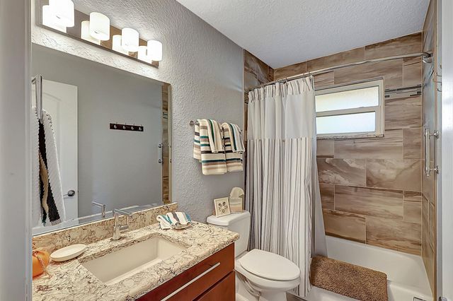 3271 SE Court Drive, Stuart, FL 34997