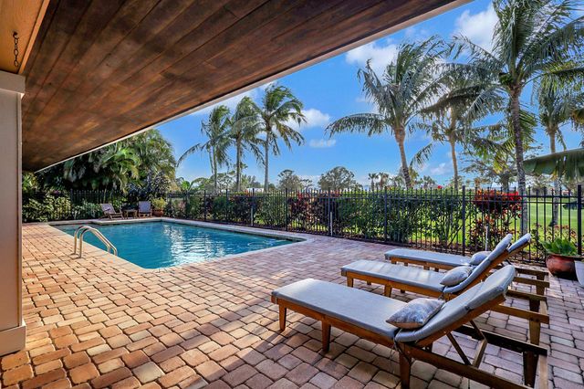 3271 SE Court Drive, Stuart, FL 34997