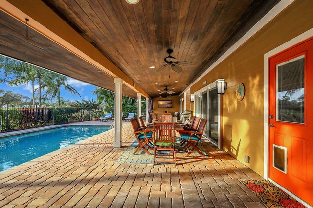 3271 SE Court Drive, Stuart, FL 34997