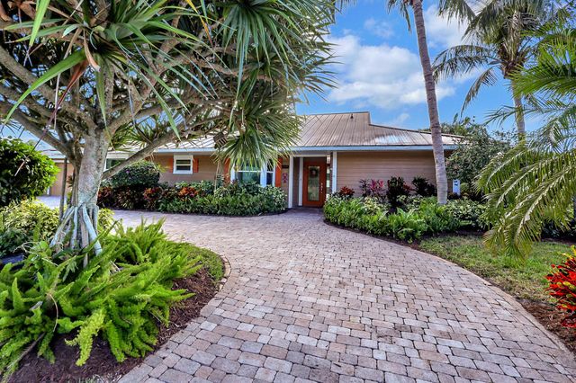 3271 SE Court Drive, Stuart, FL 34997