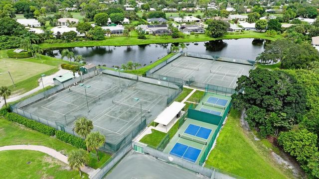 3271 SE Court Drive, Stuart, FL 34997