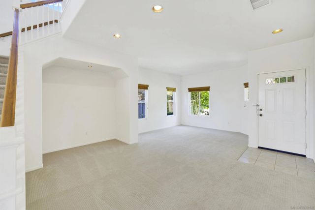 4146 Calle Isabelino, San Diego, CA 92130