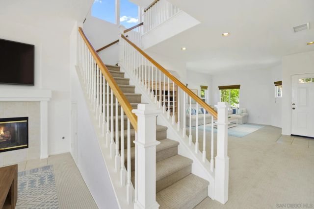 4146 Calle Isabelino, San Diego, CA 92130