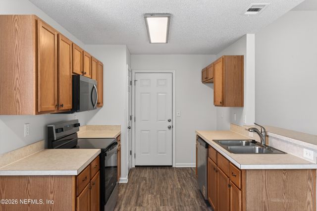 4410 HANGING MOSS Drive, Orange Park, FL 32073