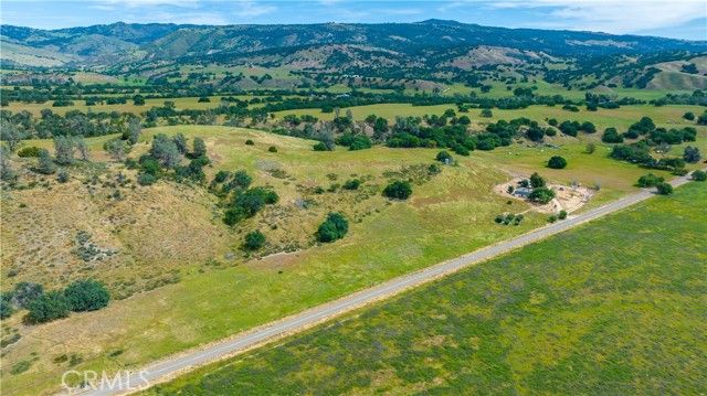 70331 Vineyard Canyon Rd., San Miguel, CA 93451