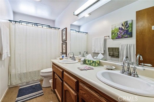 70331 Vineyard Canyon Rd., San Miguel, CA 93451