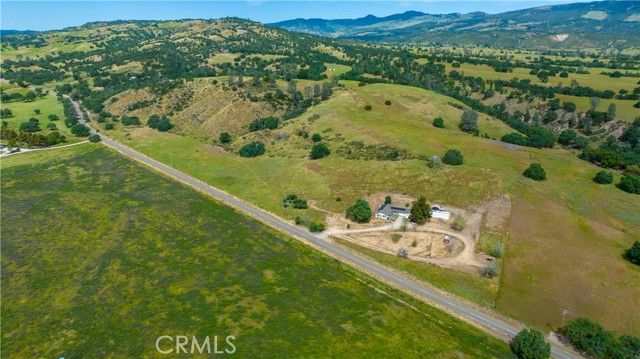 70331 Vineyard Canyon Rd., San Miguel, CA 93451