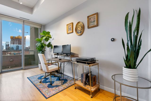 950 W Erie Street 602, Chicago, IL 60642