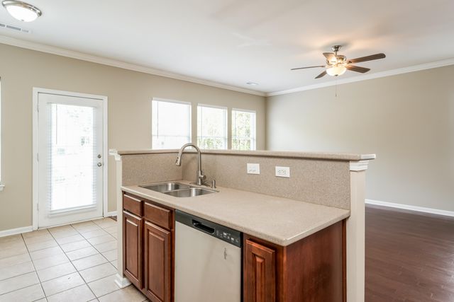 231 Xavier Street, Charleston, SC 29414