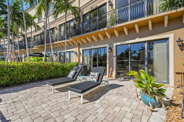 2254 SE 7th Street, Pompano Beach, FL 33062