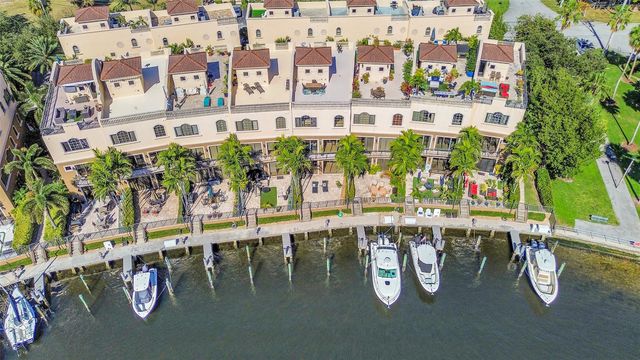 2254 SE 7th Street, Pompano Beach, FL 33062