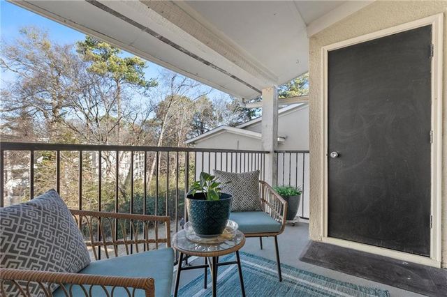 1150 Collier NW Road F8, Atlanta, GA 30318