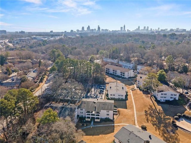 1150 Collier NW Road F8, Atlanta, GA 30318