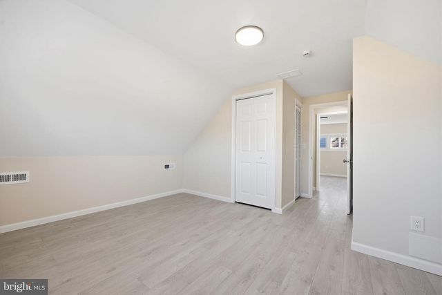 17 IDOLSTONE RD, Levittown, PA 19057